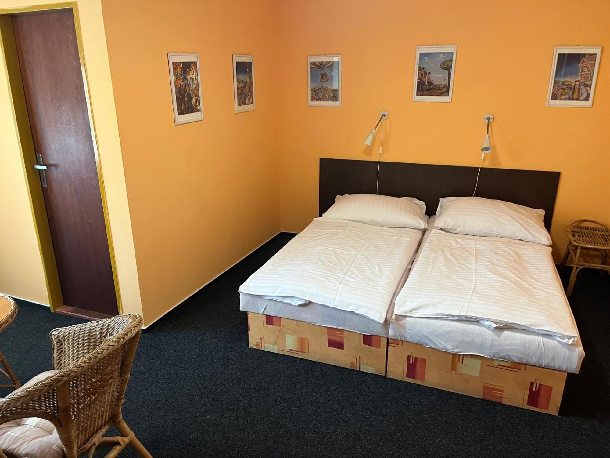 Penzion U Remízky Znojmo Exterior foto